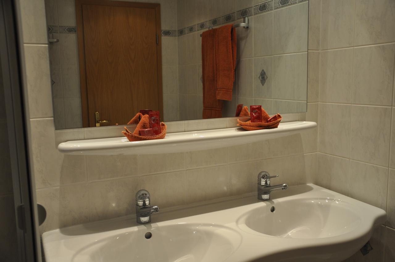 Hotel Loewen Mellingen Værelse billede